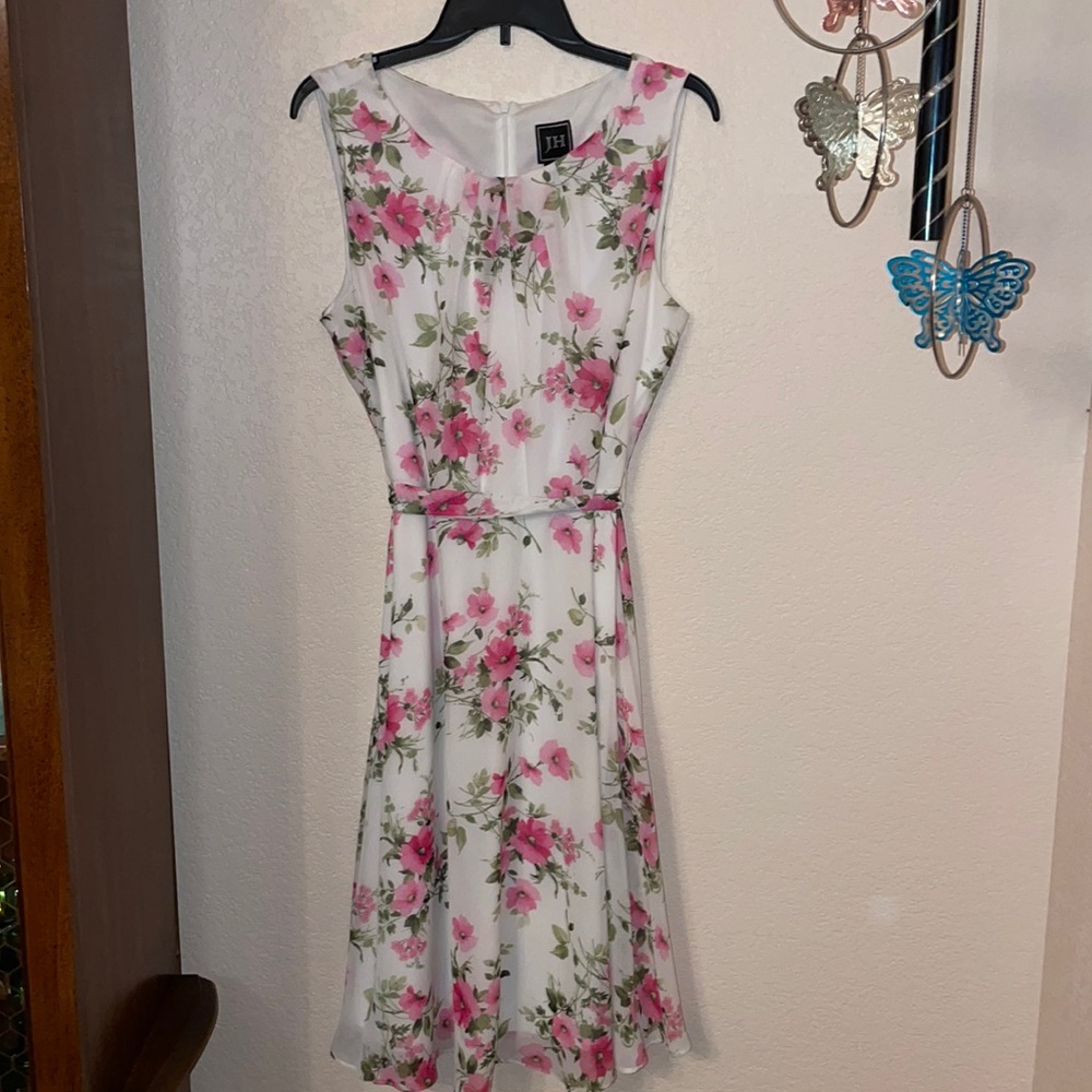 Size:16 floral dress